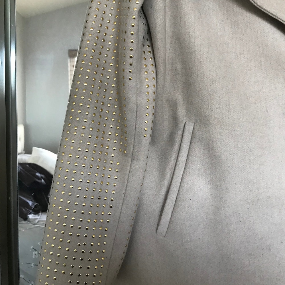 Grey Mid-length Coat with Gold Stud Sleeves - Picture 4 of 8